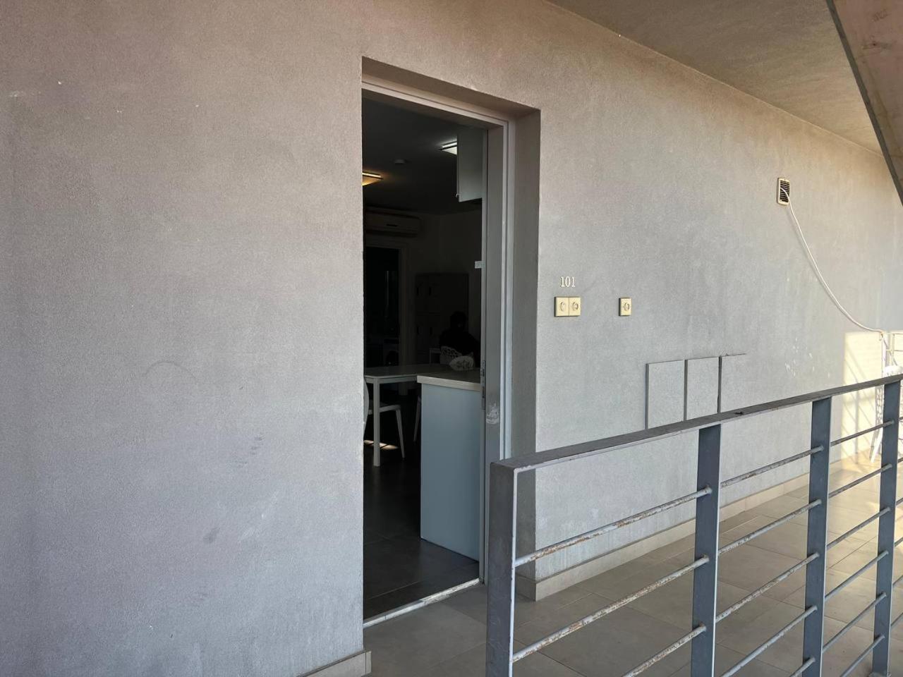 Jedi Hub Hostel Lemesós Eksteriør bilde